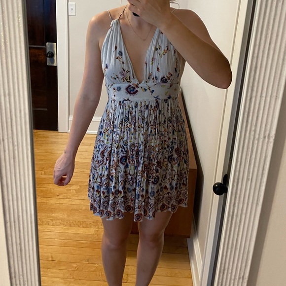 Urban Outfitters floral halter dress - Picture 3 of 5